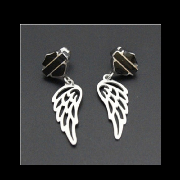 Harley-Davidson Jewelry - - Limited! HD Wing Shield Earrings